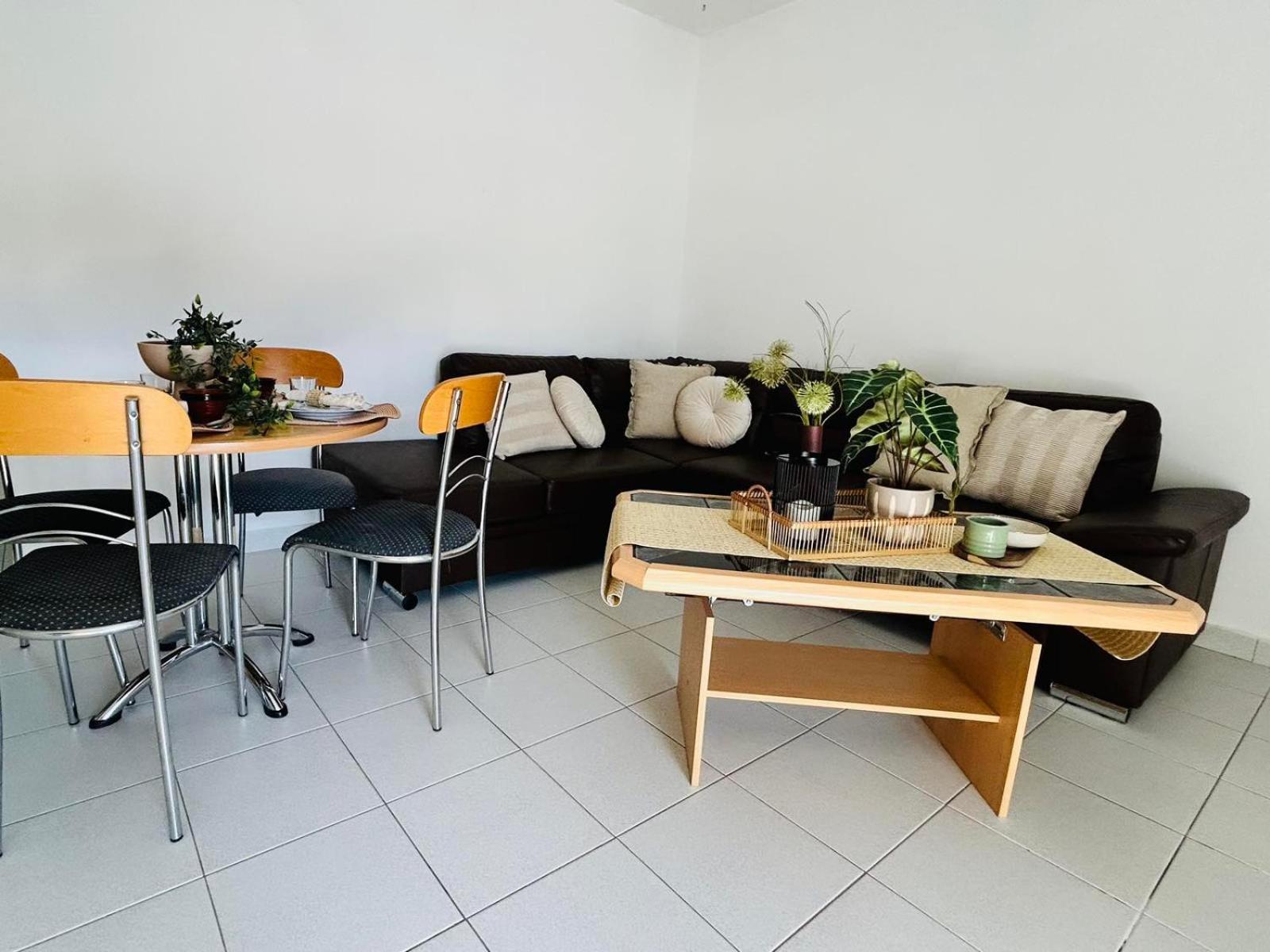 Ariadni Appartement *